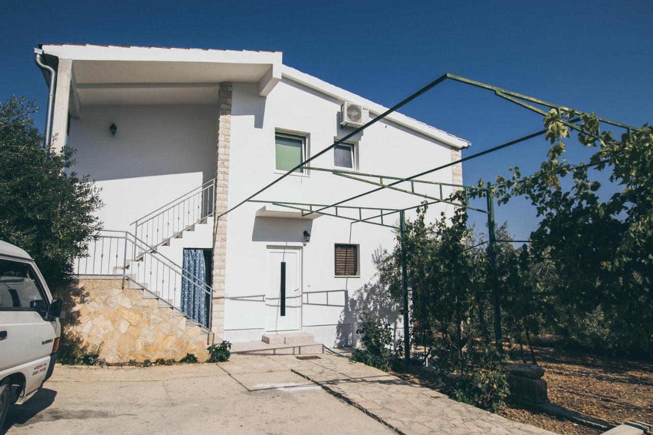 Apartment Andrea تروغير المظهر الخارجي الصورة