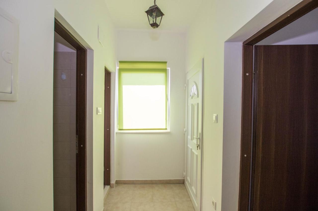 Apartment Andrea تروغير المظهر الخارجي الصورة