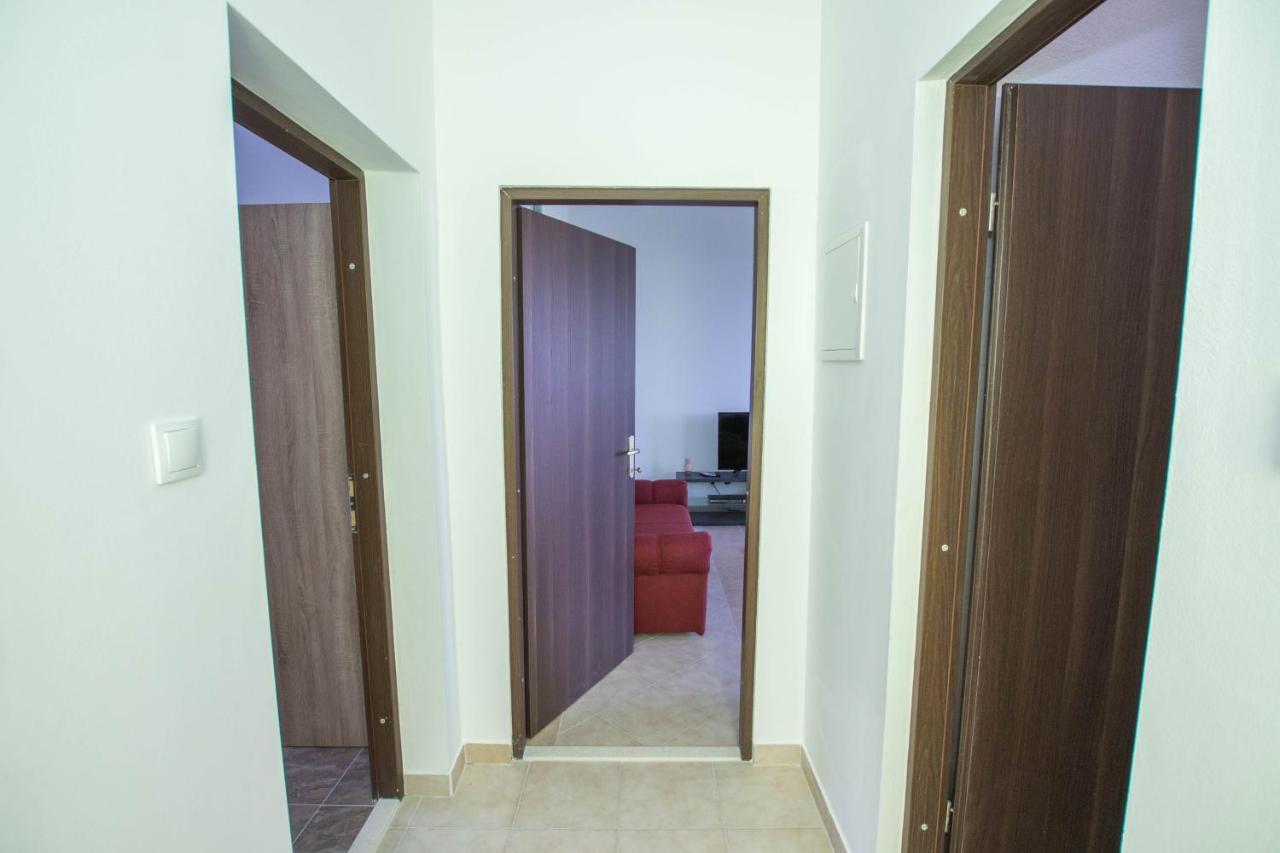 Apartment Andrea تروغير المظهر الخارجي الصورة